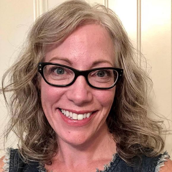 Meet your Posher, Myra - Picture 1 of 1